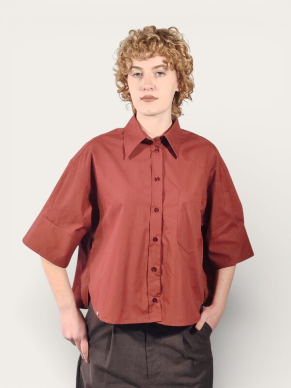 CAMICIA TERRACOTTA CON PIEGHE